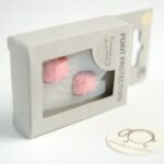 Balenie ružových chráničov ihlíc Tulip