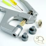 Lisovacie kliešte na patentky s príslušenstvom