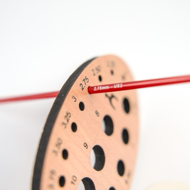 Meradlo ihlíc Pony – drevené, precízne vyrezané s 19 veľkosťami