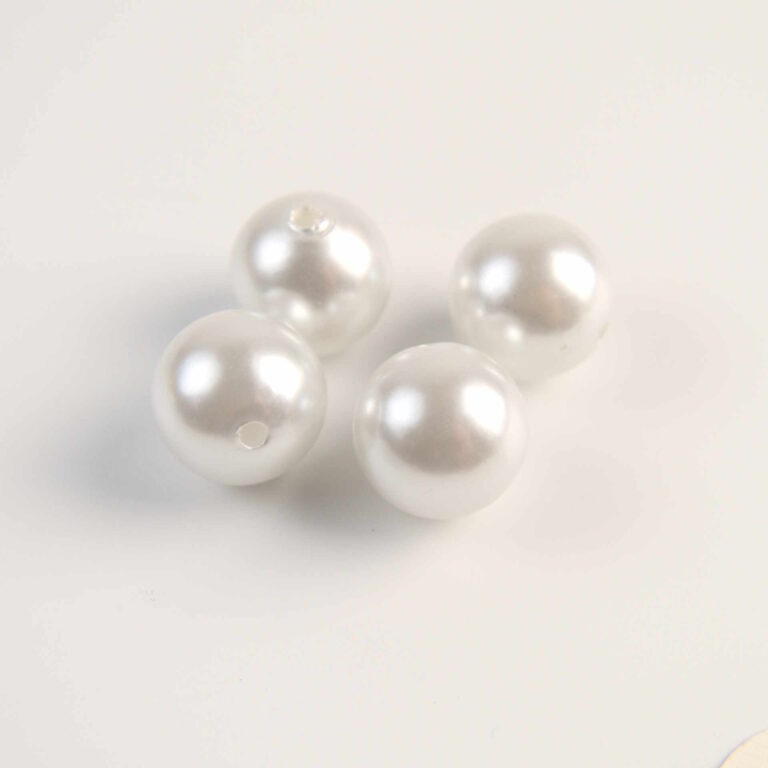 Biele perleťové korálky – 20 mm plastové, vhodné na handmade
